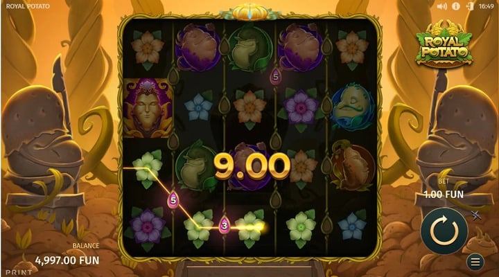 SuperSpinners™ a lo largo de la línea de pago del juego Royal Potato de Relax